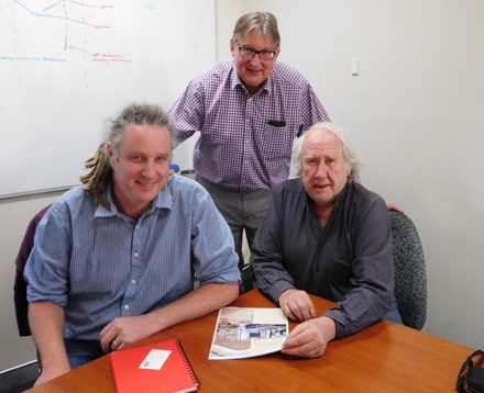 FCJA chair Ron Scott (right) and policy adviser Peter Kreitals (centre) visited the Brisbane office and laboratory of the Engineered Wood Products Association of Australasia recently to update EWPAA CEO Dave Gover on the alliance’s progress as a strong self-advocacy group.